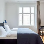 Spacious 3 Bedroom Manor Flat Next To Tivoli
