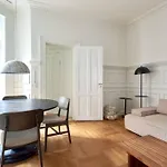 Apartment Spacious 3 Bedroom Manor Flat Next To Tivoli