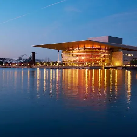 Spacious 3 Bedroom Manor Flat Next To Tivoli Apartamento