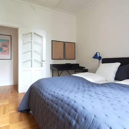 Spacious 3 Bedroom Manor Flat Next To Tivoli Apartamento