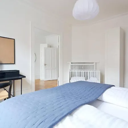 Apartamento Spacious 3 Bedroom Manor Flat Next To Tivoli *