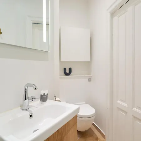 Apartamento Spacious 3 Bedroom Manor Flat Next To Tivoli