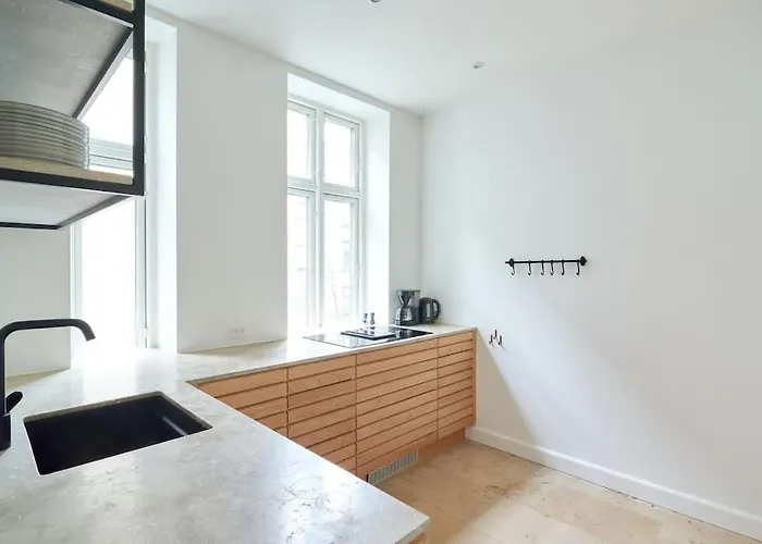 Apartament Spacious 3 Bedroom Manor Flat Next To Tivoli Kopenhaga