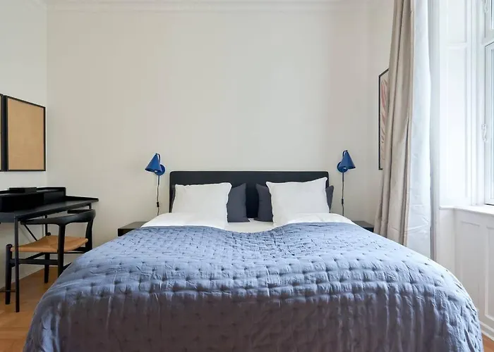 Apartament Spacious 3 Bedroom Manor Flat Next To Tivoli