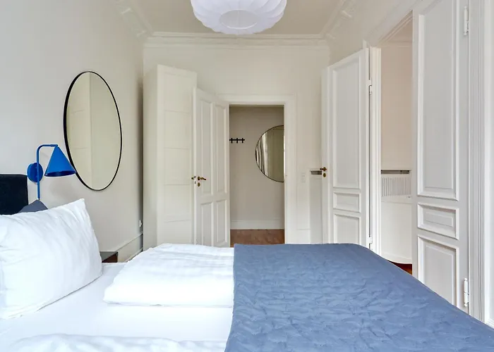 Apartament Spacious 3 Bedroom Manor Flat Next To Tivoli Kopenhaga